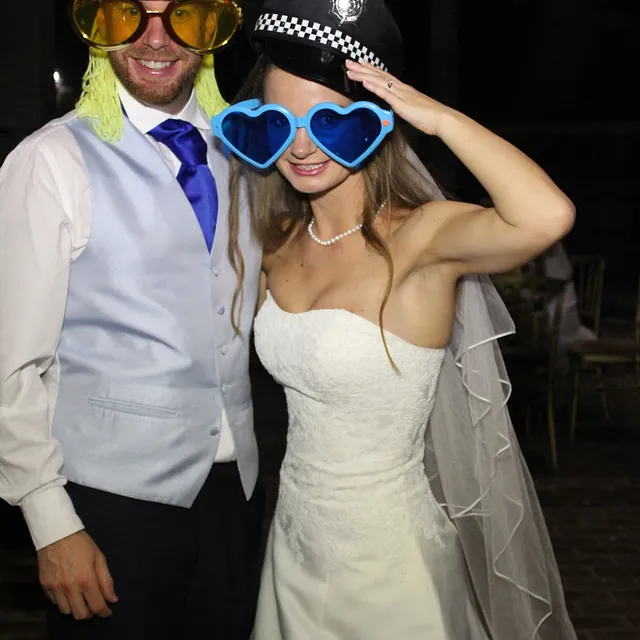Wedding Photos Magic Mirror Hire 