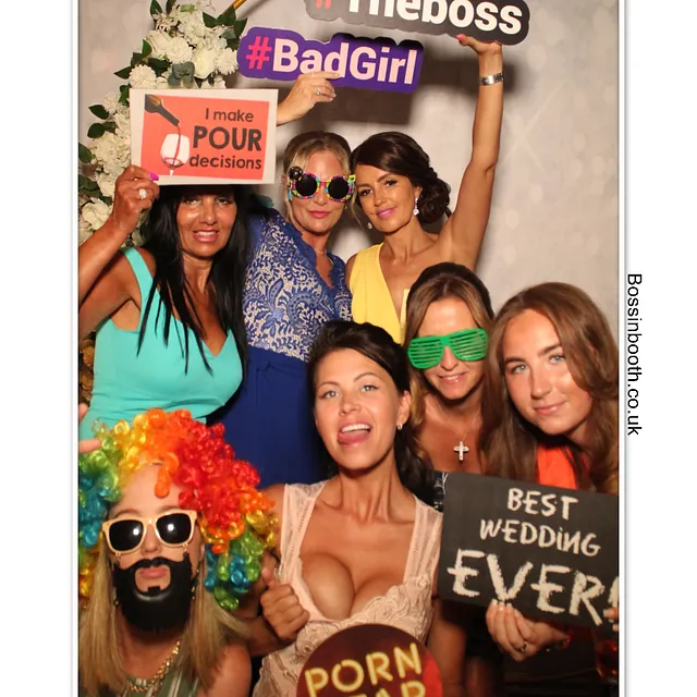 wedding magic mirror photobooth hire selfie mirror