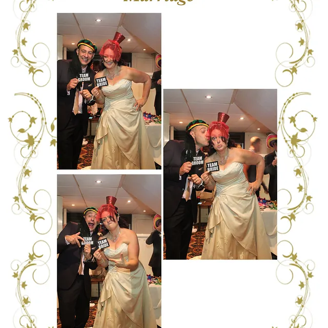Bossinbooth Magic Mirror Selfie Party Event Hire 