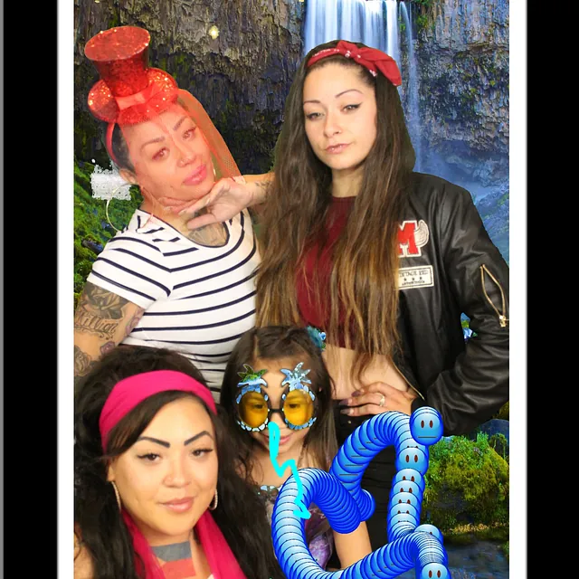 photo booth Brent 